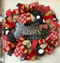 Load image into Gallery viewer, &quot;Beware of dog kisses&quot; wreath (Red)
