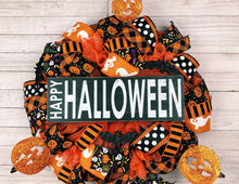 Load image into Gallery viewer, Halloween Pumpkin wreath
