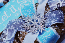 Load image into Gallery viewer, &quot;Let it snow&quot; winter wreath
