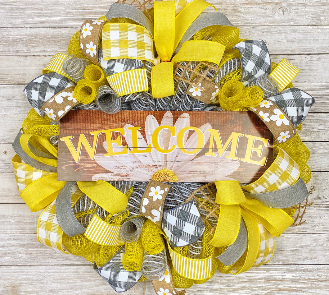 Daisy Welcome wreath