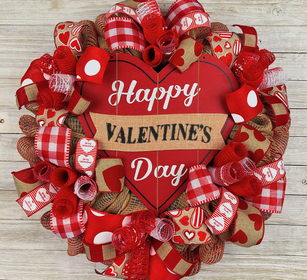 Red & Beige Valentines Day wreath