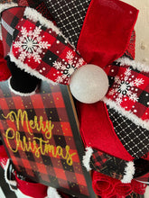 Load image into Gallery viewer, Plaid Christmas wreath
